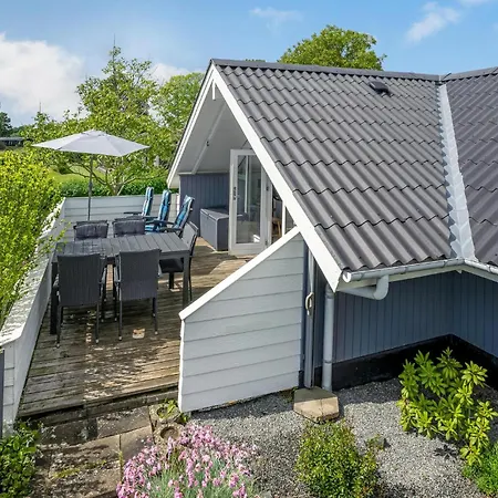 Beautiful In With Kitchen Holiday home Egernsund