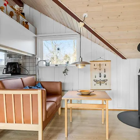 Holiday home Beautiful In With Kitchen